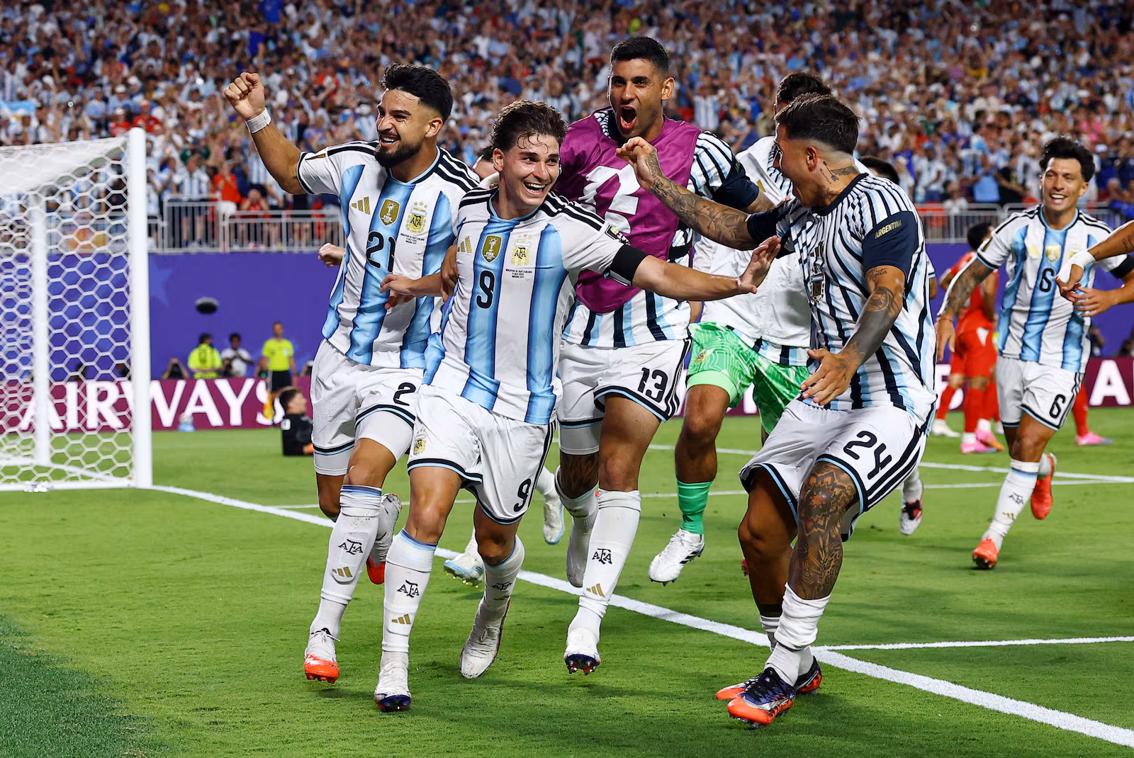 Em jogo dramático, Argentina vence Suíça na prorrogação e vai à semifinal da Copa